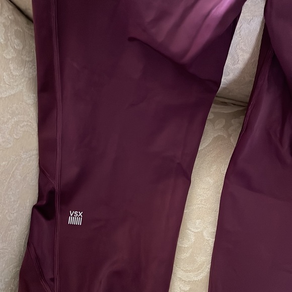 Victoria’s Secret VSX Sport burgundy leggings size Small Long - Picture 5 of 6